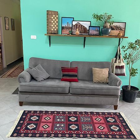 Darna Hostel Amman Bagian luar foto